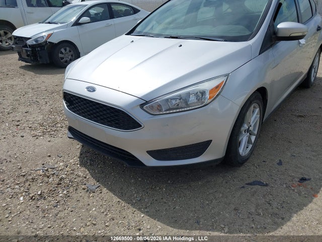 Ford FOCUS SE 2018 1FADP3K22JL306071 Image 6