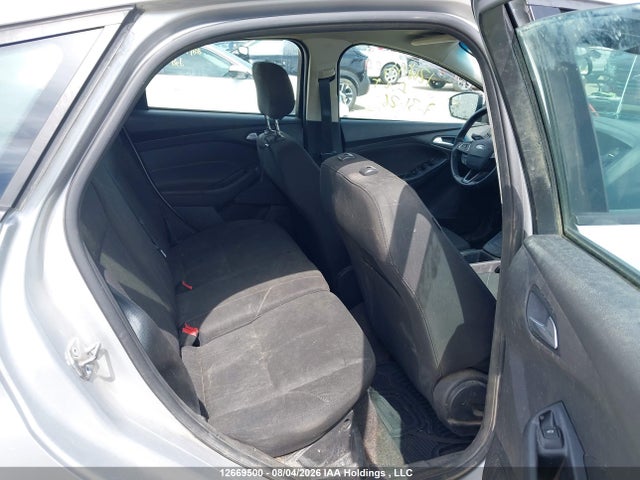 Ford FOCUS SE 2018 1FADP3K22JL306071 Image 8