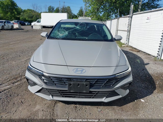 2025 Hyundai Elantra Preferred მანქანა იყიდება აუქციონზე, vin: KMHLM4DG8SU971383, აუქციონის ნომერი: 12669505