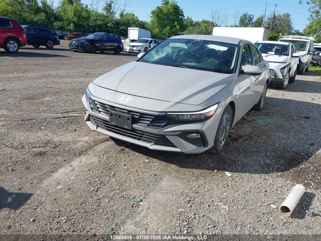 2025 Hyundai Elantra Preferred მანქანა იყიდება აუქციონზე, vin: KMHLM4DG8SU971383, აუქციონის ნომერი: 12669505