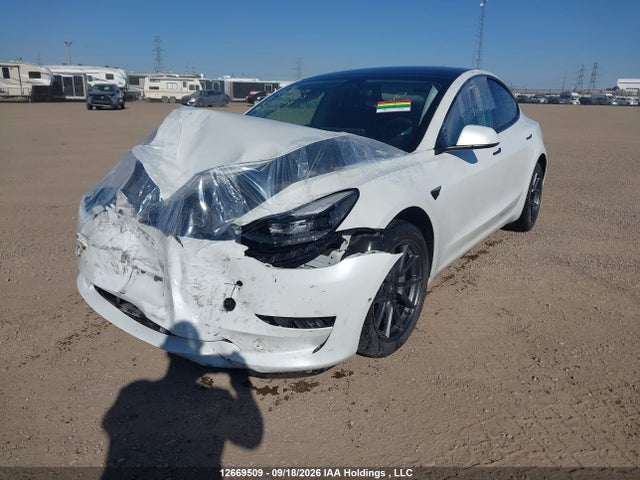 5YJ3E1EB0MF086979 Tesla MODEL 3
