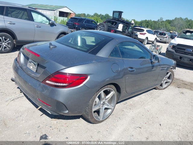 2017 Mercedes-benz Slc 300 მანქანა იყიდება აუქციონზე, vin: WDDPK3JAXHF140153, აუქციონის ნომერი: 12669520