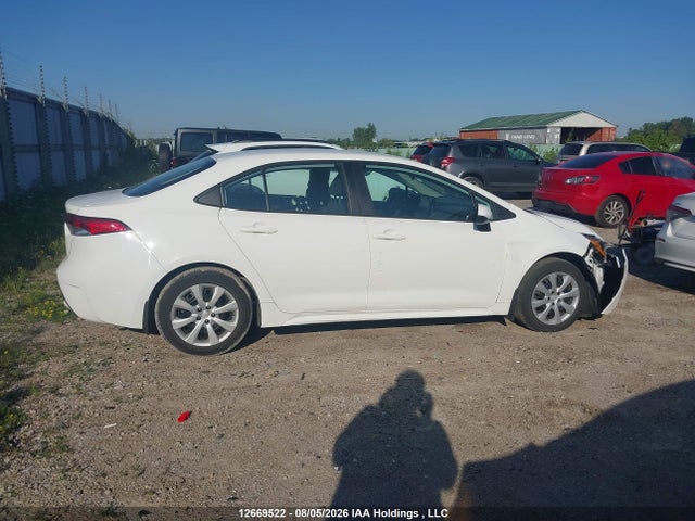 Toyota COROLLA LE 2022 5YFBPMBE3NP346528 Image 13