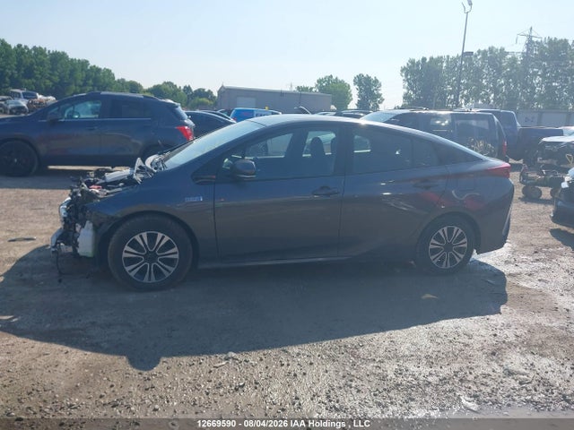 Продажа на аукционе авто 2020 Toyota Prius Prime, vin: JTDKARFP5L3139784, номер лота: 12669590