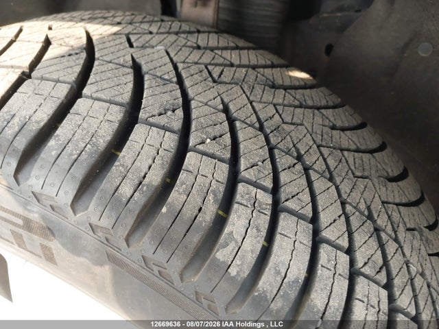 2012 Jeep Grand Cherokee Overland მანქანა იყიდება აუქციონზე, vin: 1C4RJFCG8CC310433, აუქციონის ნომერი: 12669636