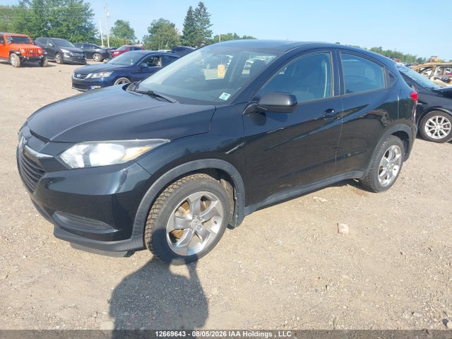 Honda HR-V LX 2018 3CZRU5G38JM100820 Image 2