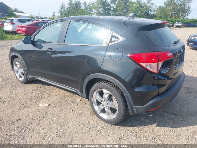 Honda HR-V LX 2018 3CZRU5G38JM100820 Image 3