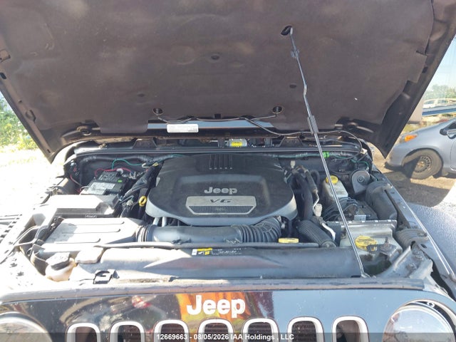 2018 Jeep Wrangler Jk Unlimited Sahara მანქანა იყიდება აუქციონზე, vin: 1C4BJWEGXJL913802, აუქციონის ნომერი: 12669663