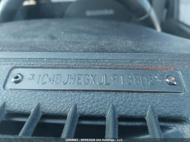 2018 Jeep Wrangler Jk Unlimited Sahara მანქანა იყიდება აუქციონზე, vin: 1C4BJWEGXJL913802, აუქციონის ნომერი: 12669663