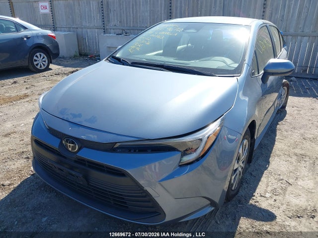 Toyota Corolla Le/se 2026 JTDBDMHE8T3027163 Image 2