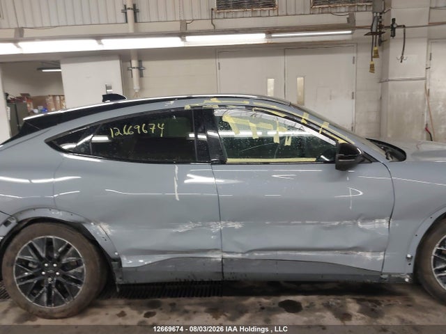Ford Mustang Mach-e Select 2025 3FMTK1S58SMA25410 Image 14
