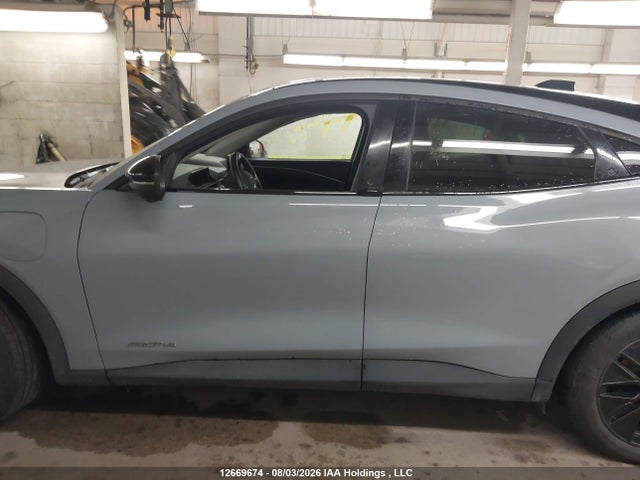Ford Mustang Mach-e Select 2025 3FMTK1S58SMA25410 Image 15