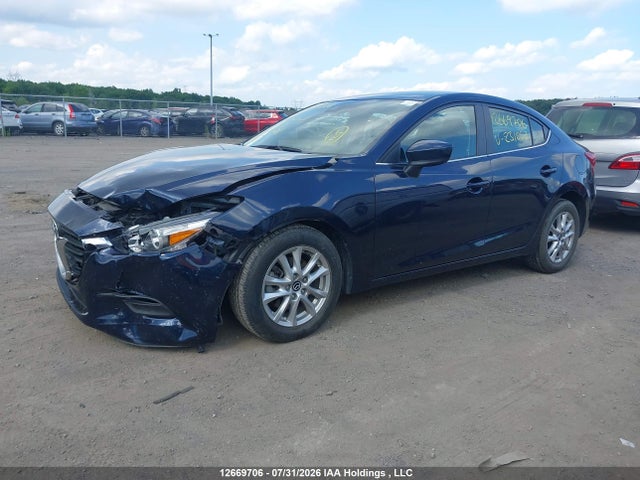 Mazda 3 2018 3MZBN1T76JM231053 Image 2