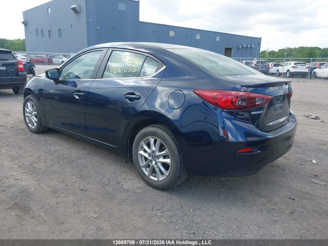 Mazda 3 2018 3MZBN1T76JM231053 Image 3