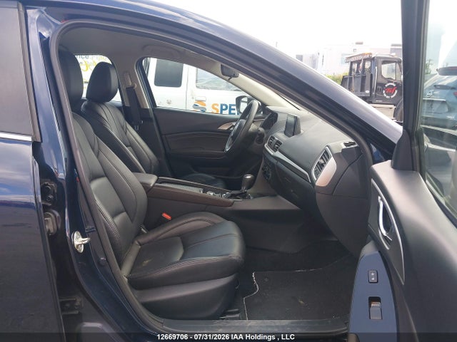 Mazda 3 2018 3MZBN1T76JM231053 Image 5