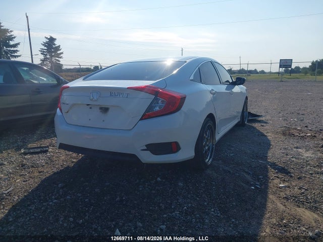 Honda Civic 2018 2HGFC2F51JH013824 Image 4