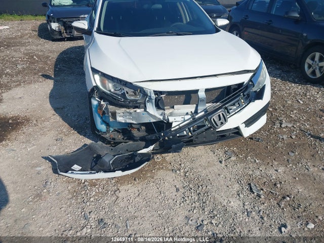 Honda Civic 2018 2HGFC2F51JH013824 Image 6