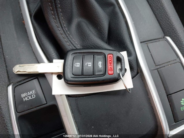 Продажа на аукционе авто 2016 Honda Civic Lx, vin: 2HGFC2E55GH011231, номер лота: 12669712
