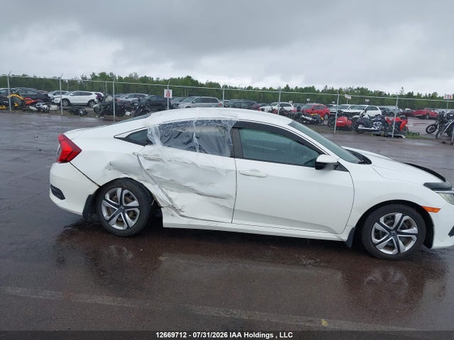 Продажа на аукционе авто 2016 Honda Civic Lx, vin: 2HGFC2E55GH011231, номер лота: 12669712
