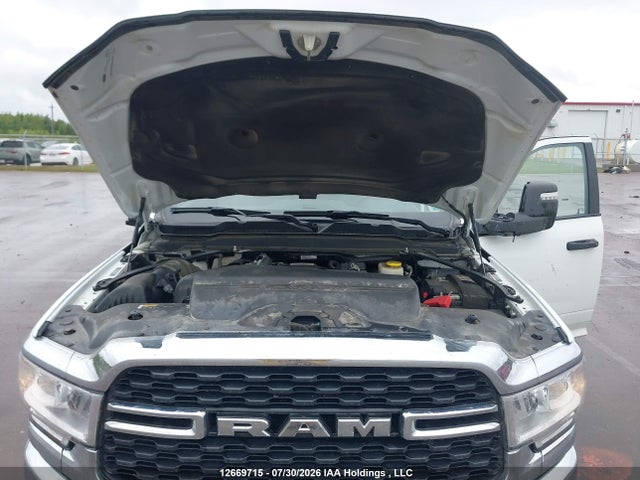 12669715 :رقم المزاد ، 3C63R3DL9RG408635 vin ، 2024 Ram 3500 Big Horn مزاد بيع
