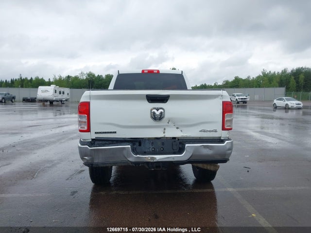 12669715 :رقم المزاد ، 3C63R3DL9RG408635 vin ، 2024 Ram 3500 Big Horn مزاد بيع