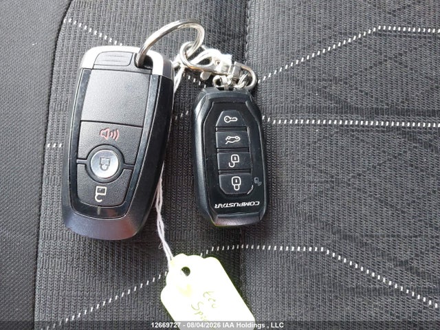 12669727 :رقم المزاد ، MAJ6P1UL1JC237179 vin ، 2018 Ford Ecosport Se مزاد بيع