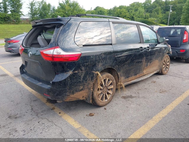 5TDJZ3DC7KS220185 Toyota Sienna Le 7-passenger