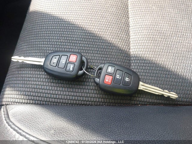 2T1BURHE4HC920393 Toyota Corolla L/le/xle/se/xse