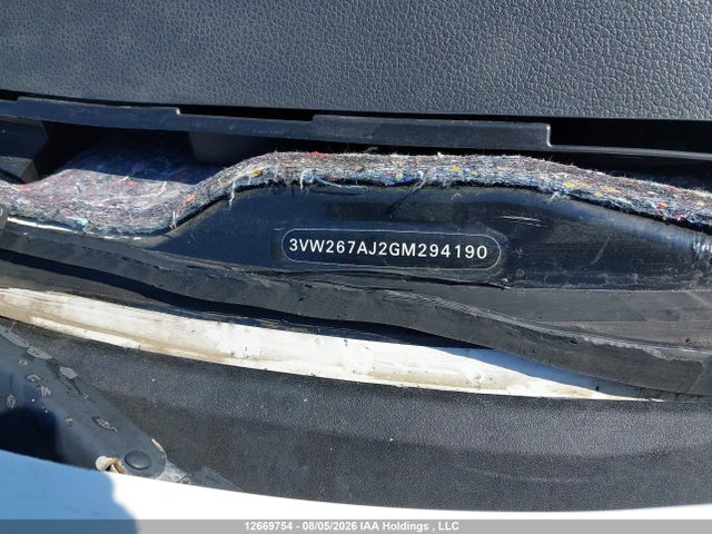 3VW267AJ2GM294190 Volkswagen Jetta 1.4 Tsi Trendline/1.4 Tsi Trendline+