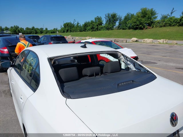 3VW267AJ2GM294190 Volkswagen Jetta 1.4 Tsi Trendline/1.4 Tsi Trendline+