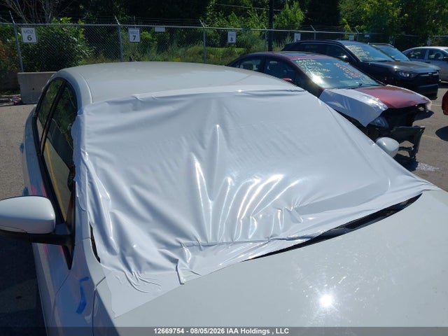 3VW267AJ2GM294190 Volkswagen Jetta 1.4 Tsi Trendline/1.4 Tsi Trendline+