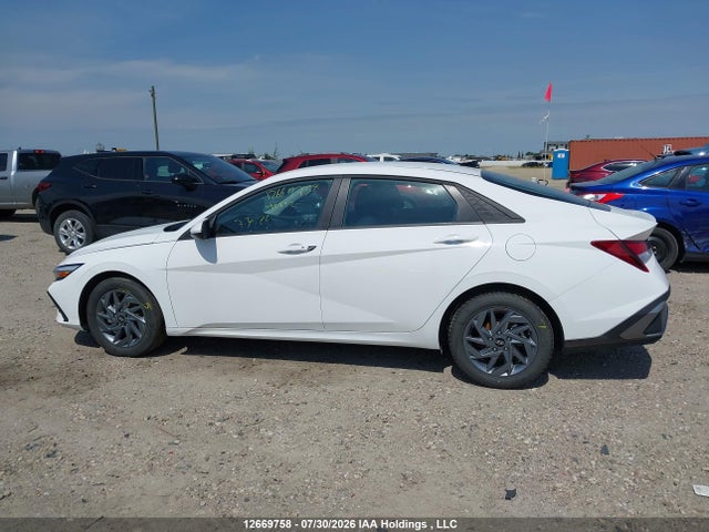 KMHLM4DG7SU004196 Hyundai Elantra Sel Sport