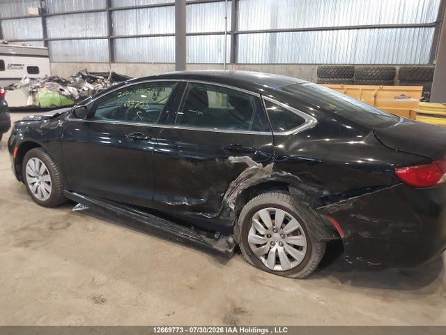 Продаж на аукціоні авто 2015 Chrysler 200, vin: 1C3CCCFB7FN671437, номер лоту: 12669773