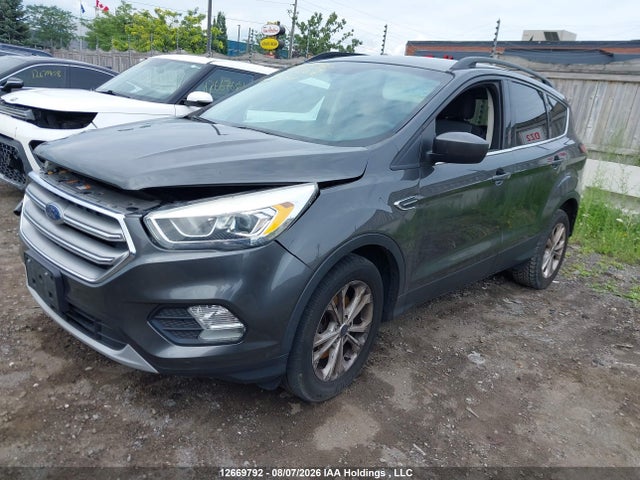 Ford Escape 2017 1FMCU9GD4HUD96741 Image 2