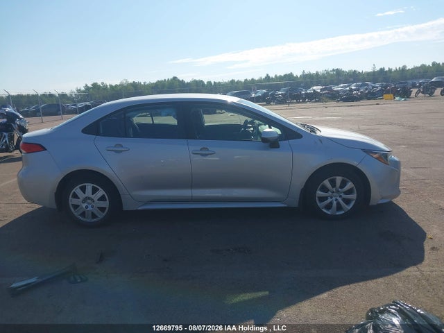 5YFBPRBE8LP010089 Toyota COROLLA LE