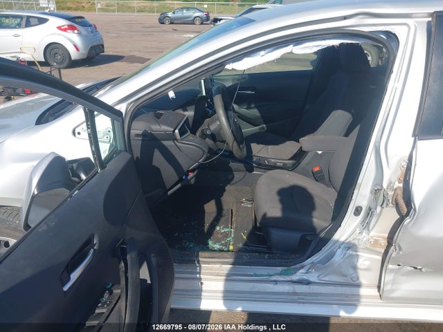 5YFBPRBE8LP010089 Toyota COROLLA LE