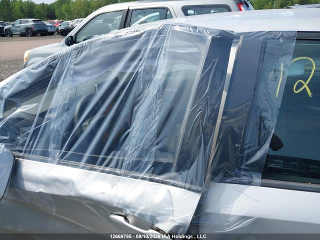 5YFBPRBE8LP010089 Toyota COROLLA LE