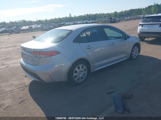 5YFBPRBE8LP010089 Toyota COROLLA LE