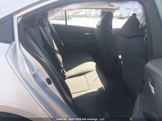 5YFBPRBE8LP010089 Toyota COROLLA LE
