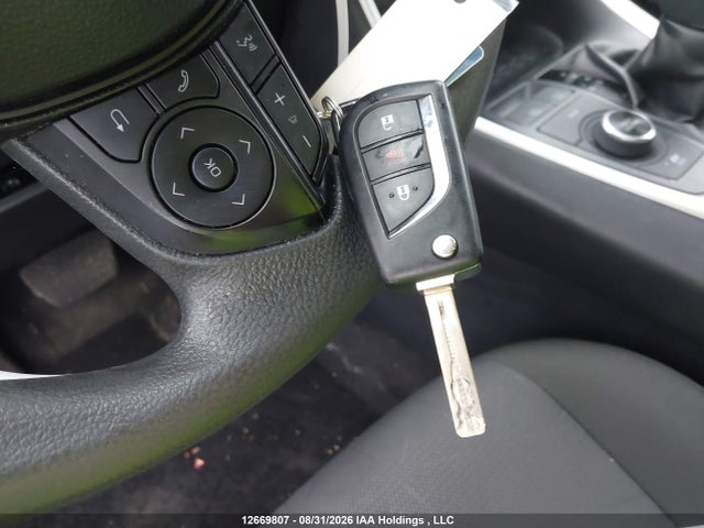 Toyota RAV4 HYBRID 2025 2T3BWRFV4SW273097 Image 11