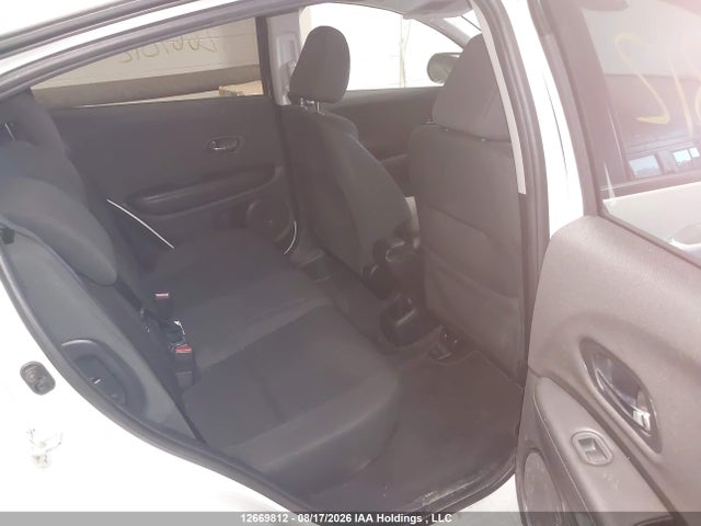 3CZRU6H34MM102752 Honda HR-V LX