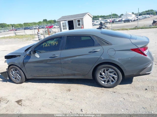 2025 Hyundai Elantra Sel Sport მანქანა იყიდება აუქციონზე, vin: KMHLM4DG3SU042976, აუქციონის ნომერი: 12669814