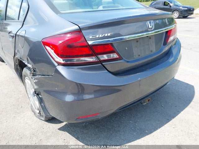 Honda Civic 2015 2HGFB2F42FH000436 Image 21