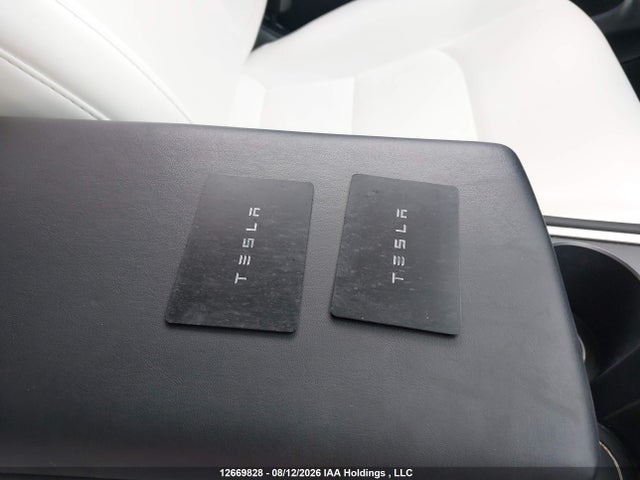 2023 Tesla Model Y მანქანა იყიდება აუქციონზე, vin: 7SAYGDEE5PF777556, აუქციონის ნომერი: 12669828