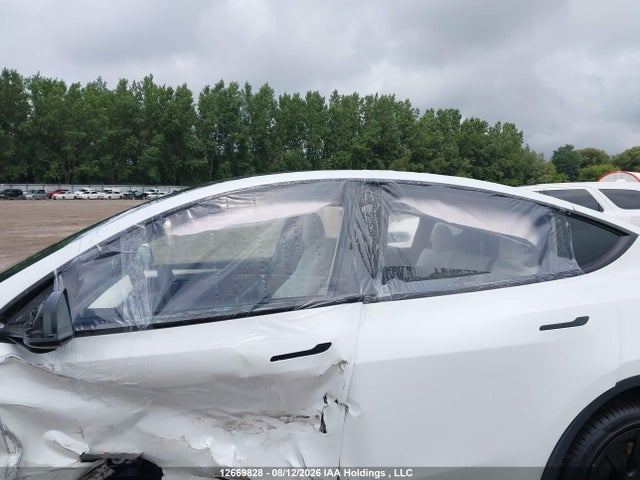 2023 Tesla Model Y მანქანა იყიდება აუქციონზე, vin: 7SAYGDEE5PF777556, აუქციონის ნომერი: 12669828