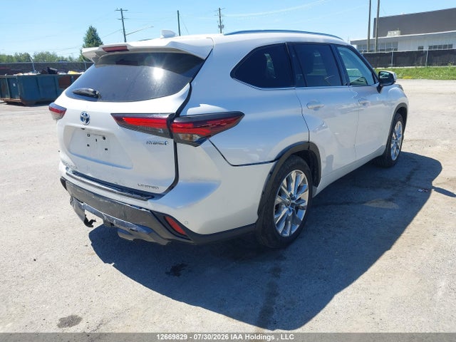 5TDXBRCH1RS628013 Toyota Highlander