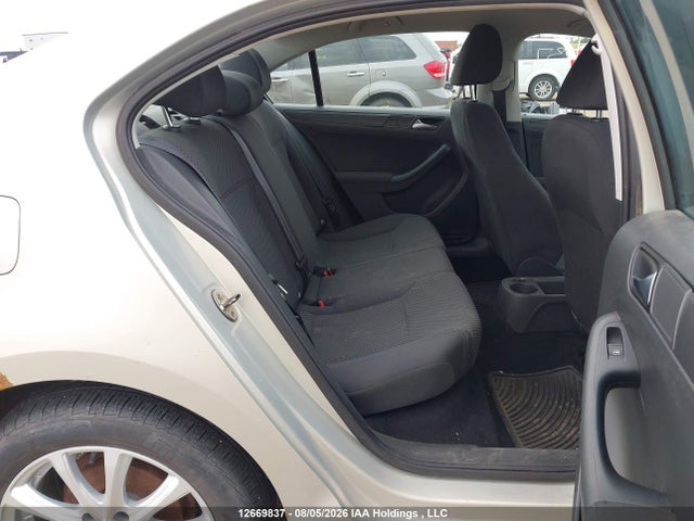 2012 Volkswagen Jetta S მანქანა იყიდება აუქციონზე, vin: 3VW2K7AJ4CM316213, აუქციონის ნომერი: 12669837