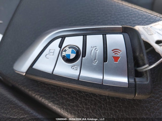 BMW 540 XI 2022 WBA73BJ02NCJ52784 Image 11