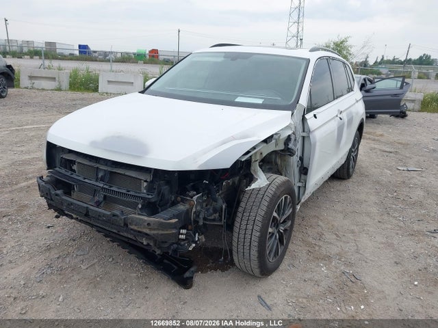 Aukcja sprzedaży 2018 Volkswagen Tiguan Comfortline, vin: 3VV2B7AX4JM116857, numer aukcji: 12669852