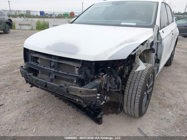 Продаж на аукціоні авто 2018 Volkswagen Tiguan Comfortline, vin: 3VV2B7AX4JM116857, номер лоту: 12669852